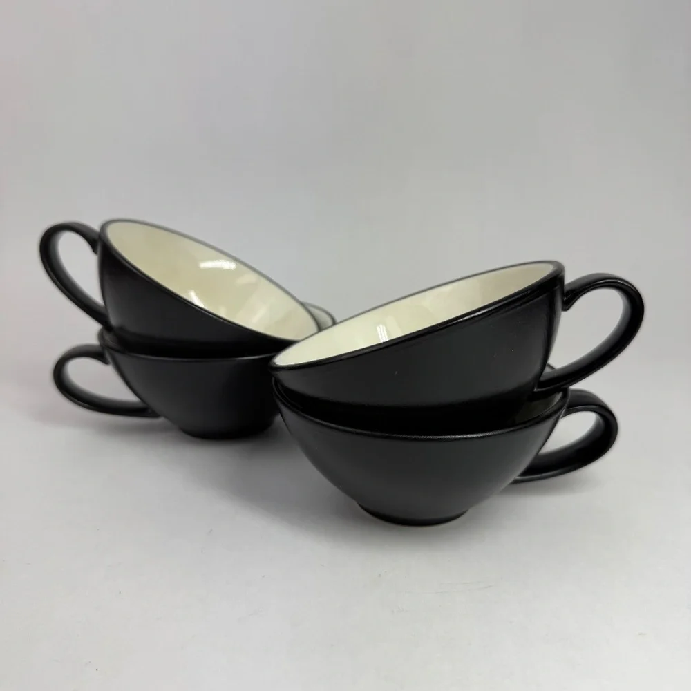 Crate & Barrel Kathleen Wills Kita Flat Cups Matte Black Cream Set of 4 Japan